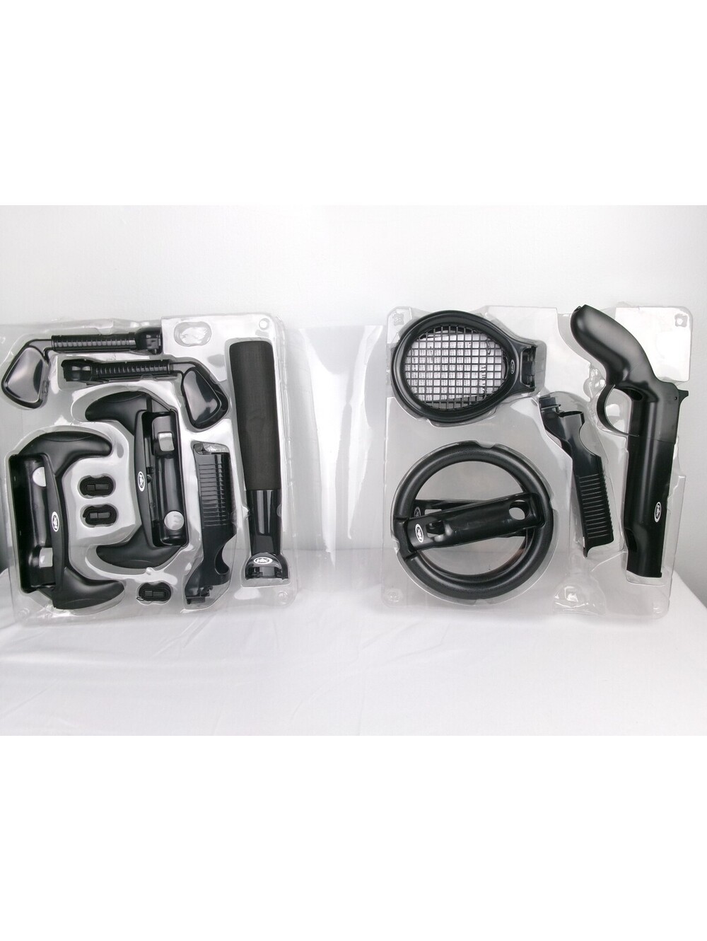 Intec Nintendo Wii 15 Piece 2 Player Sports Controller Accessory Bundle